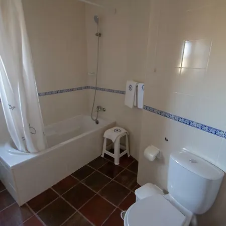 Quinta Da Azenha 3*